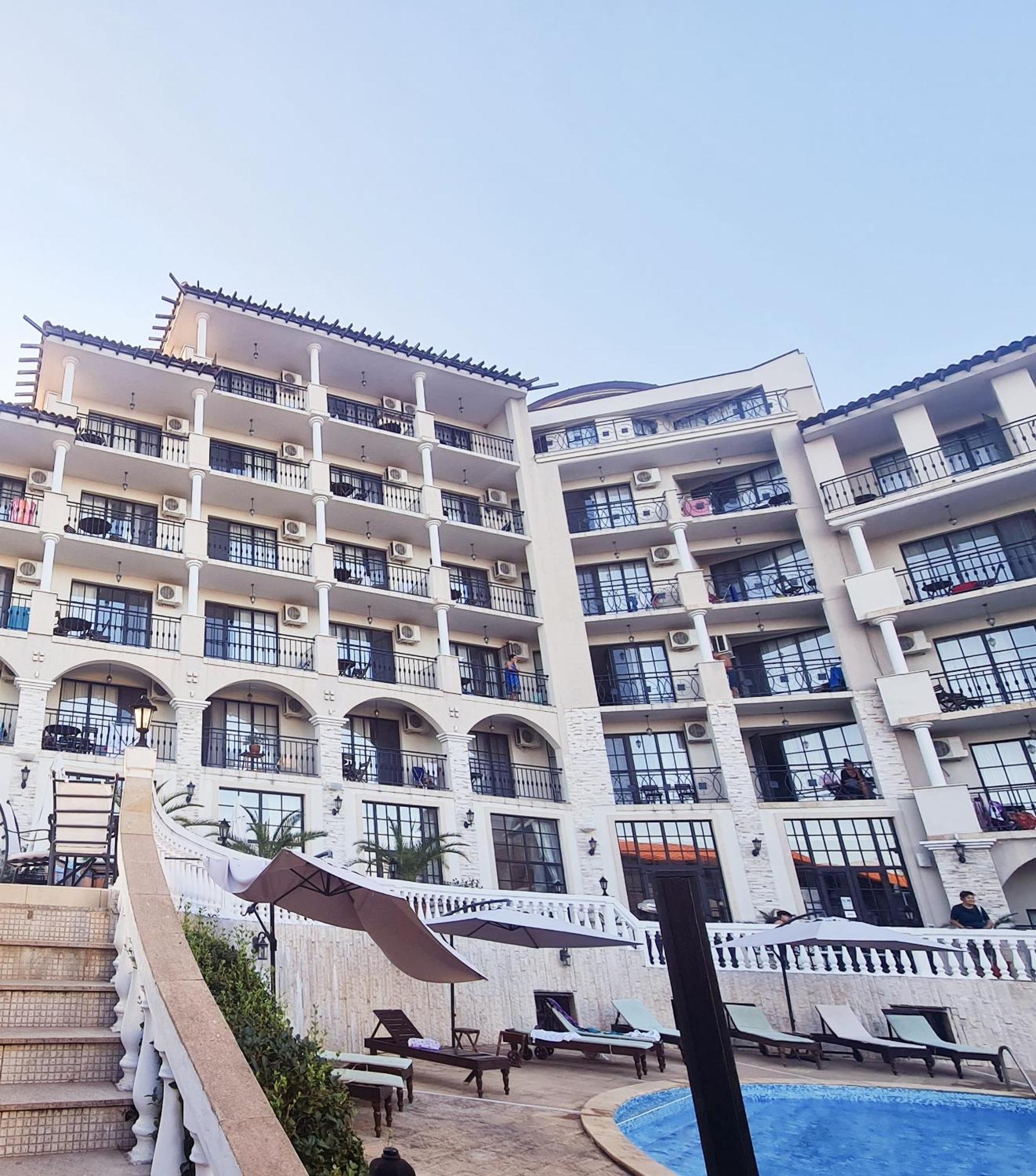 Apartment Almi - The Cliff 奥布佐尔 外观 照片